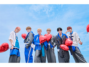 DXTEEN [初] ©UNIVERSAL SIGMA ／ LAPONE ENTERTAINMENT