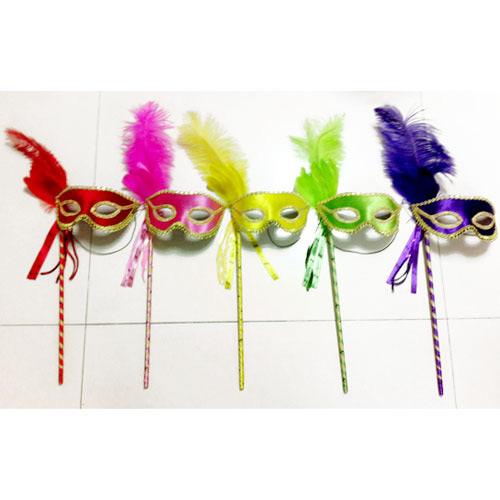 週末ヒロイン ももいろクローバーZ オフィシャルグッズ大百科