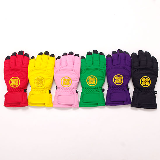 週末ヒロイン ももいろクローバーZ オフィシャルグッズ大百科